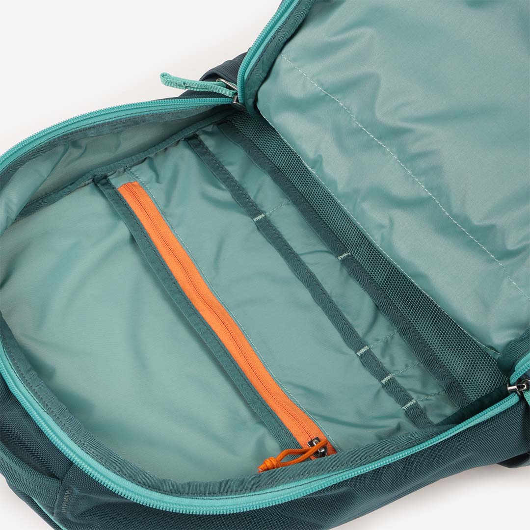 Cotopaxi Allpa 26L Daypack, Blue Spruce Abyss, Detail Shot 5
