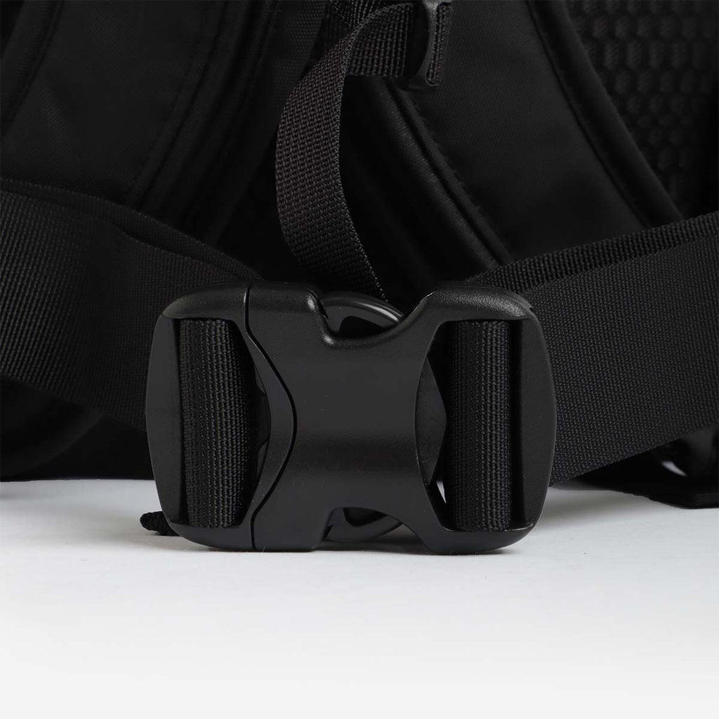 Cotopaxi Allpa 28L Travel Pack, Cotopaxi Black, Detail Shot 6