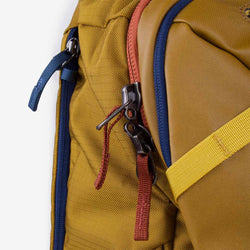 thumbnail Cotopaxi Allpa 35L Travel Pack, Bronze, Detail Shot 4