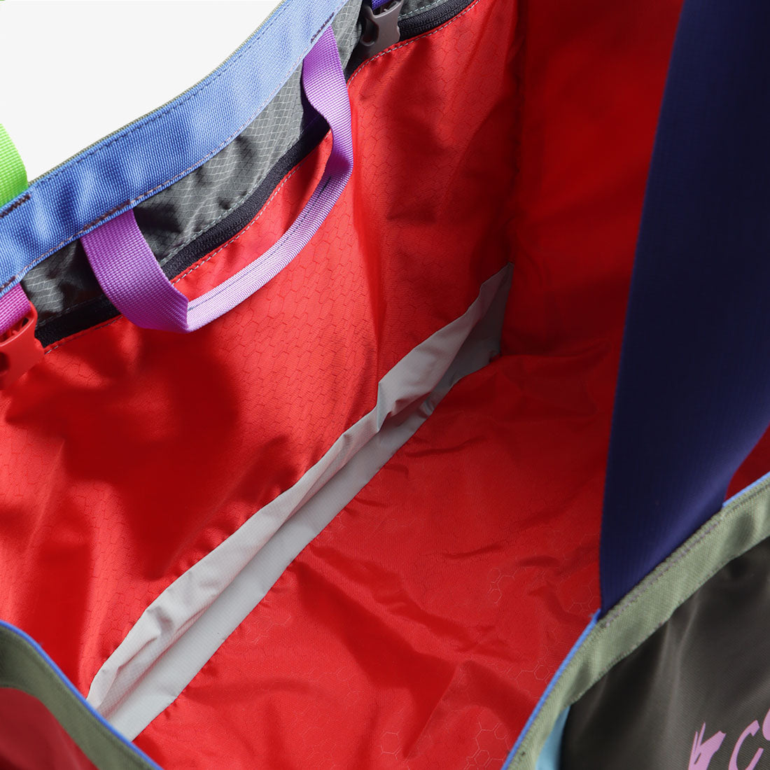 Cotopaxi Allpa 60L Gear Haulet Tote Bag, Del Dia, Detail Shot 6