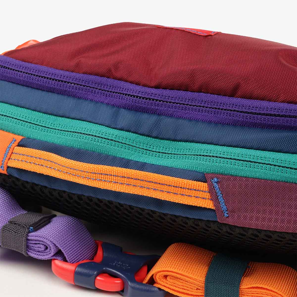 Cotopaxi Allpa X 1.5L Hip Pack, Del Dia, Detail Shot 4