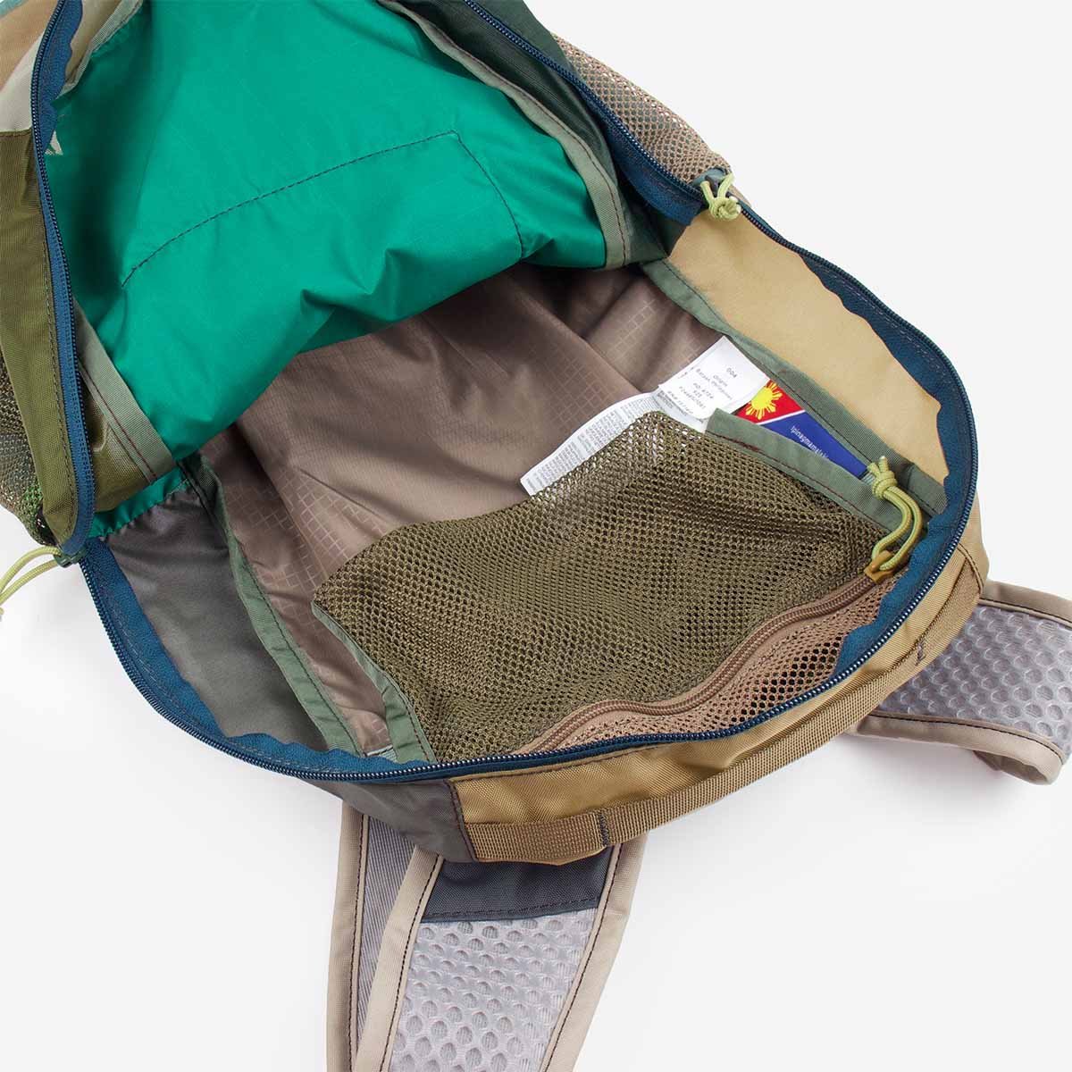 main Cotopaxi Batac 16L Backpack, Del Dia Earth, Detail Shot 7