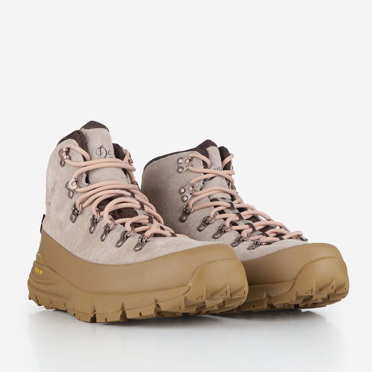 Danner Mountain 600 ID GTX Boots - D Standard Fit, Almond Butter, Detail Shot 2