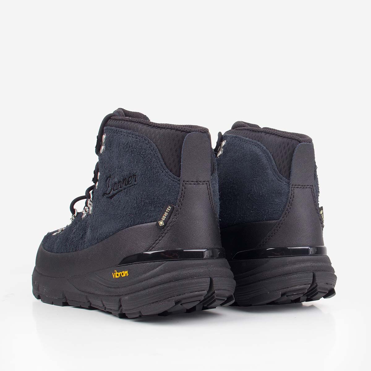 main Danner Mountain 600 ID GTX Boots, Jet Black, Detail Shot 3