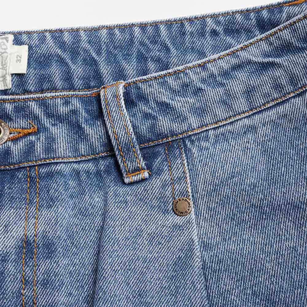 Dime Pleated Denim Shorts, Blue Washed, Detail Shot 3