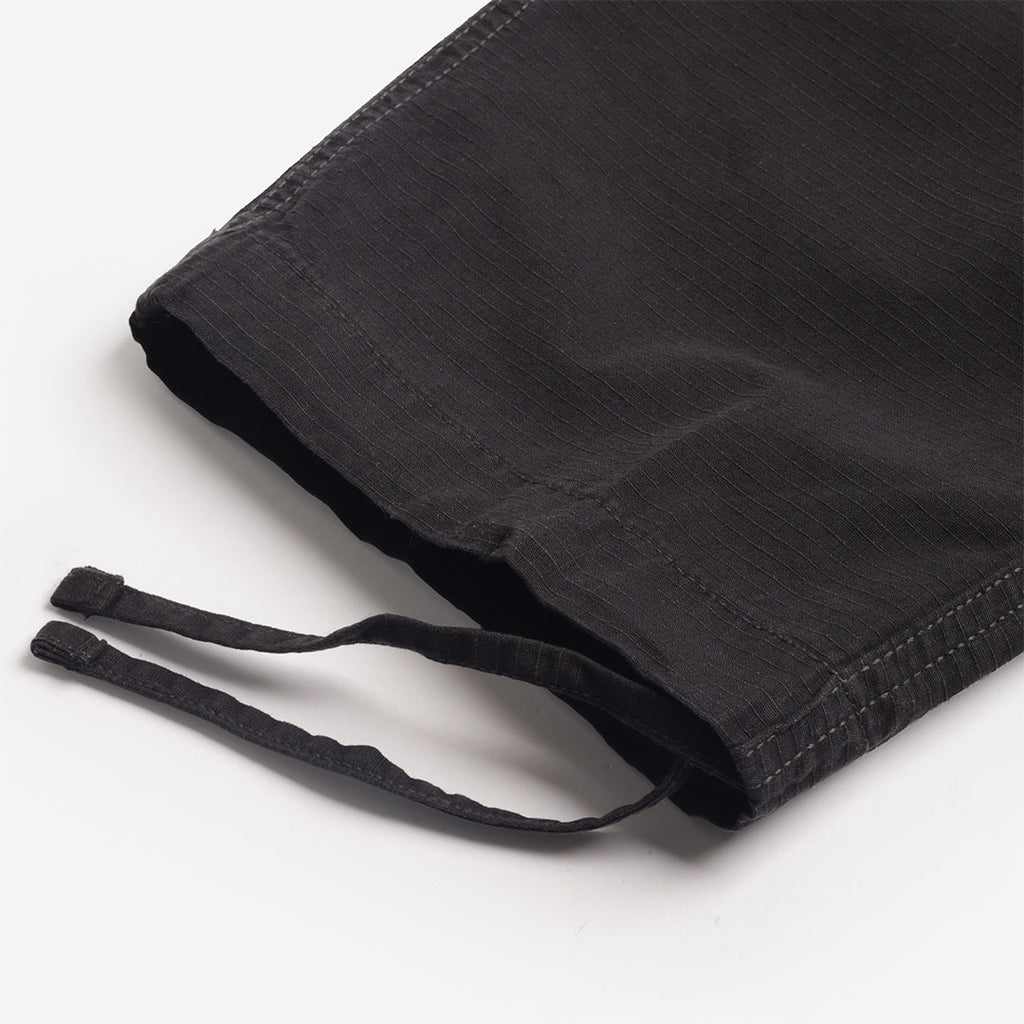 Adjustable drawcord ankle cuff, off black cargo pant