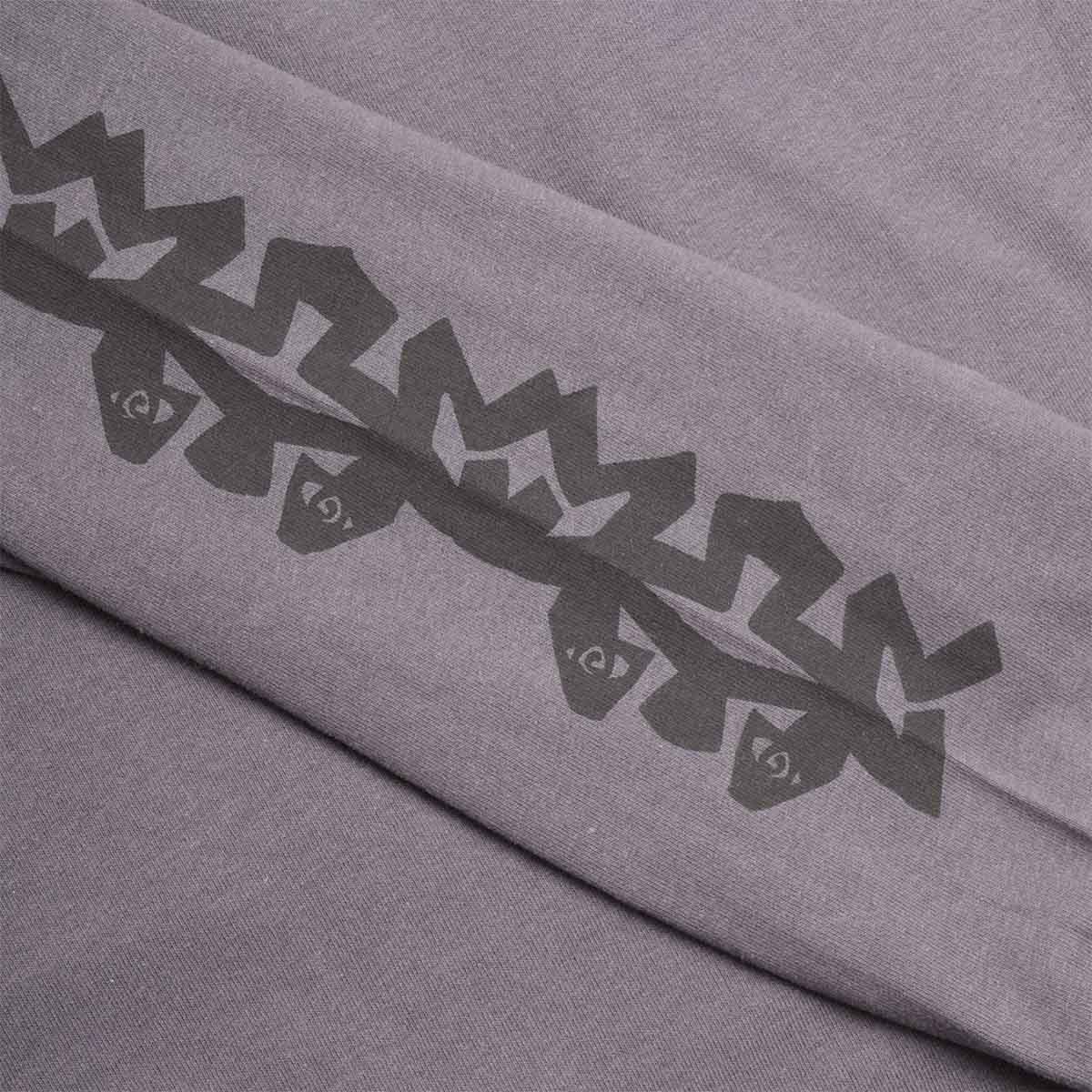 Patterned graphic band down sleeve, charcoal long sleeve