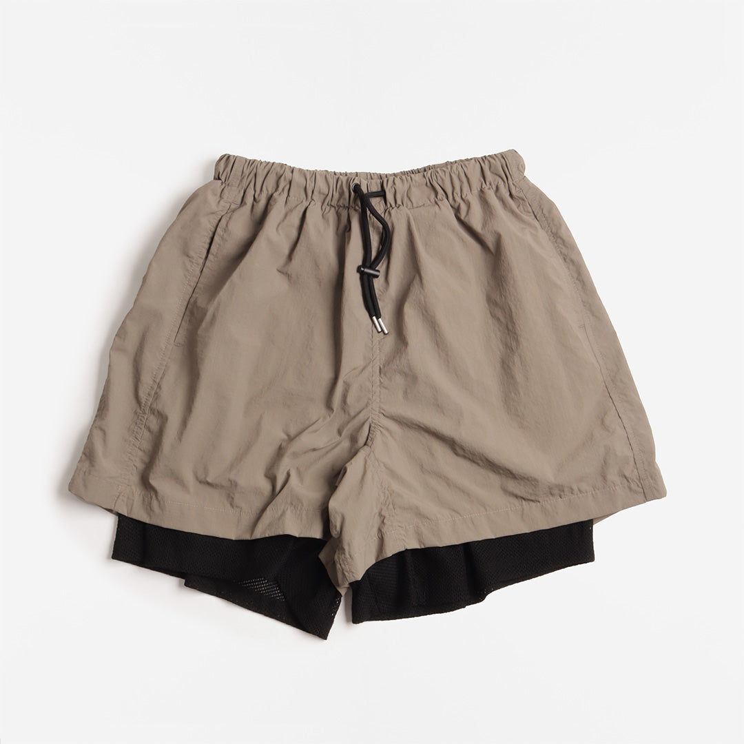FrizmWORKS Mondrian Light Shorts, Mud, Detail Shot 1