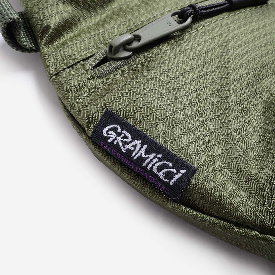 main Gramicci Field Sacoche, Olive, Detail Shot 2