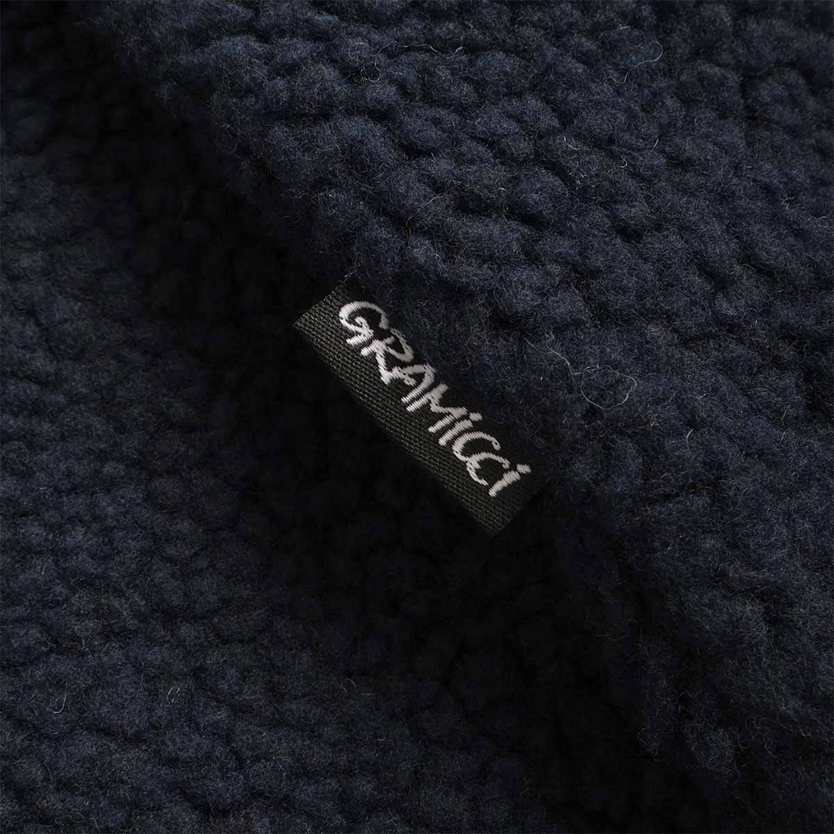 Gramicci Reversible Sherpa Jacket, Navy Grey, Detail Shot 5