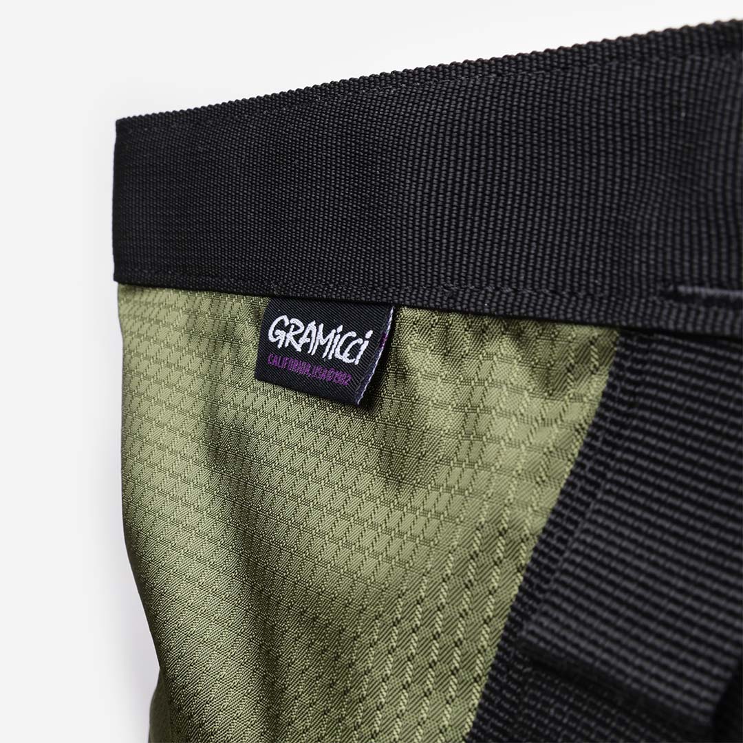 Gramicci Trail Tote, Olive, Detail Shot 2