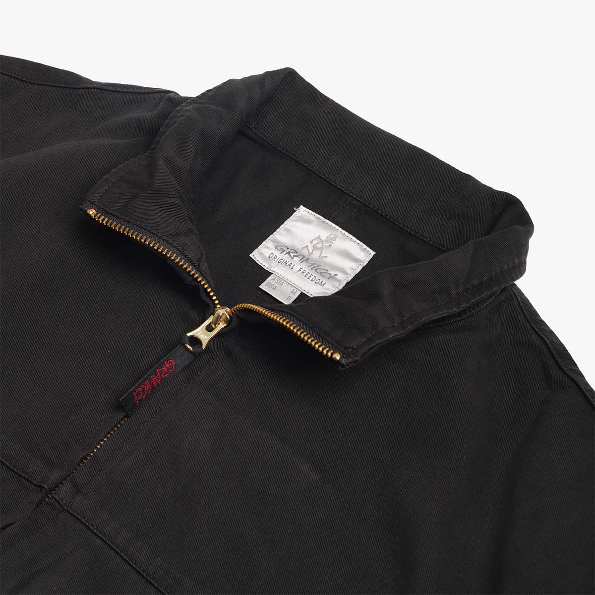 Collar, zip pull and interior woven label, Gramicci Twill-Around Jacket