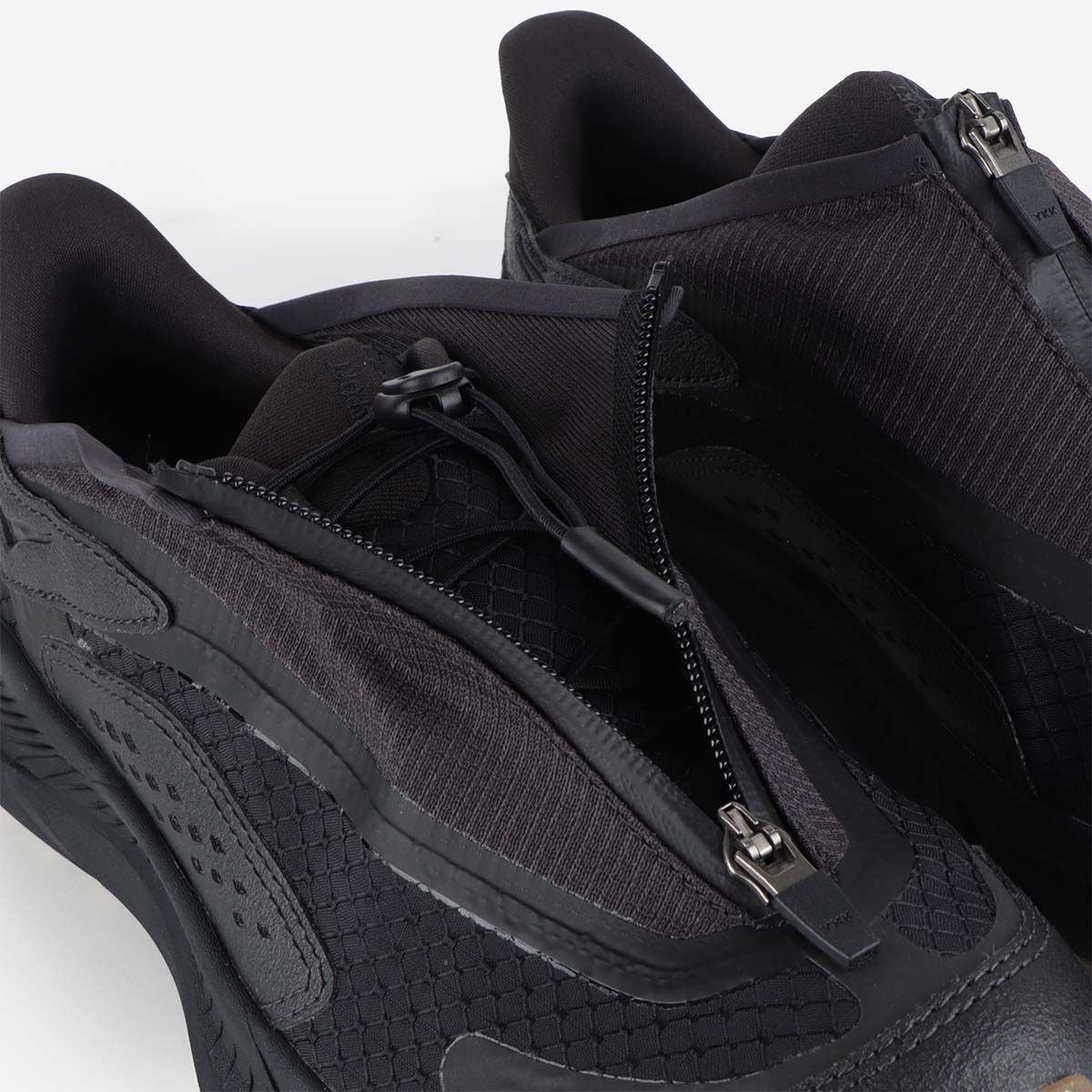 HOKA Project Transport Shoes, Carbon Black Black, Detail Shot 5