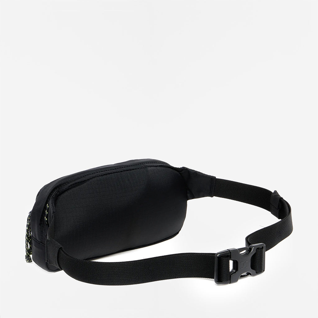 Haglofs Tight Hip Pack 1L, True Black Magnetite, Detail Shot 5