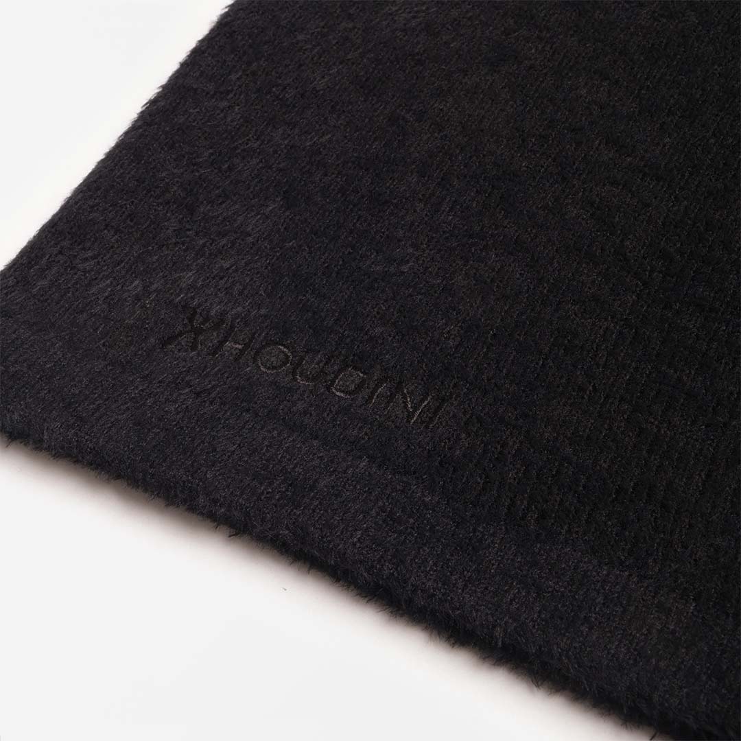 main Houdini Lykan Neck Gaiter, True Black, Detail Shot 2