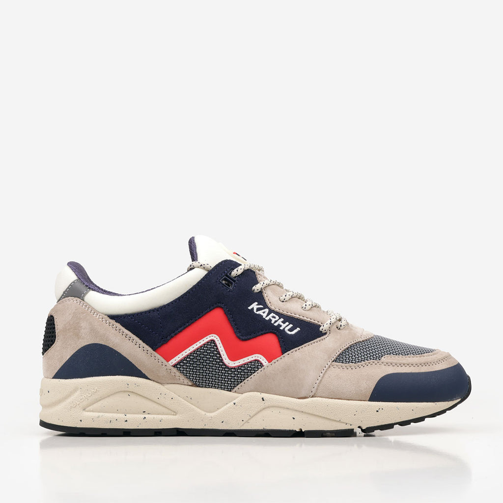 Karhu Aria 95 Shoes, Silver Lining Fiery Red, Detail Shot 1