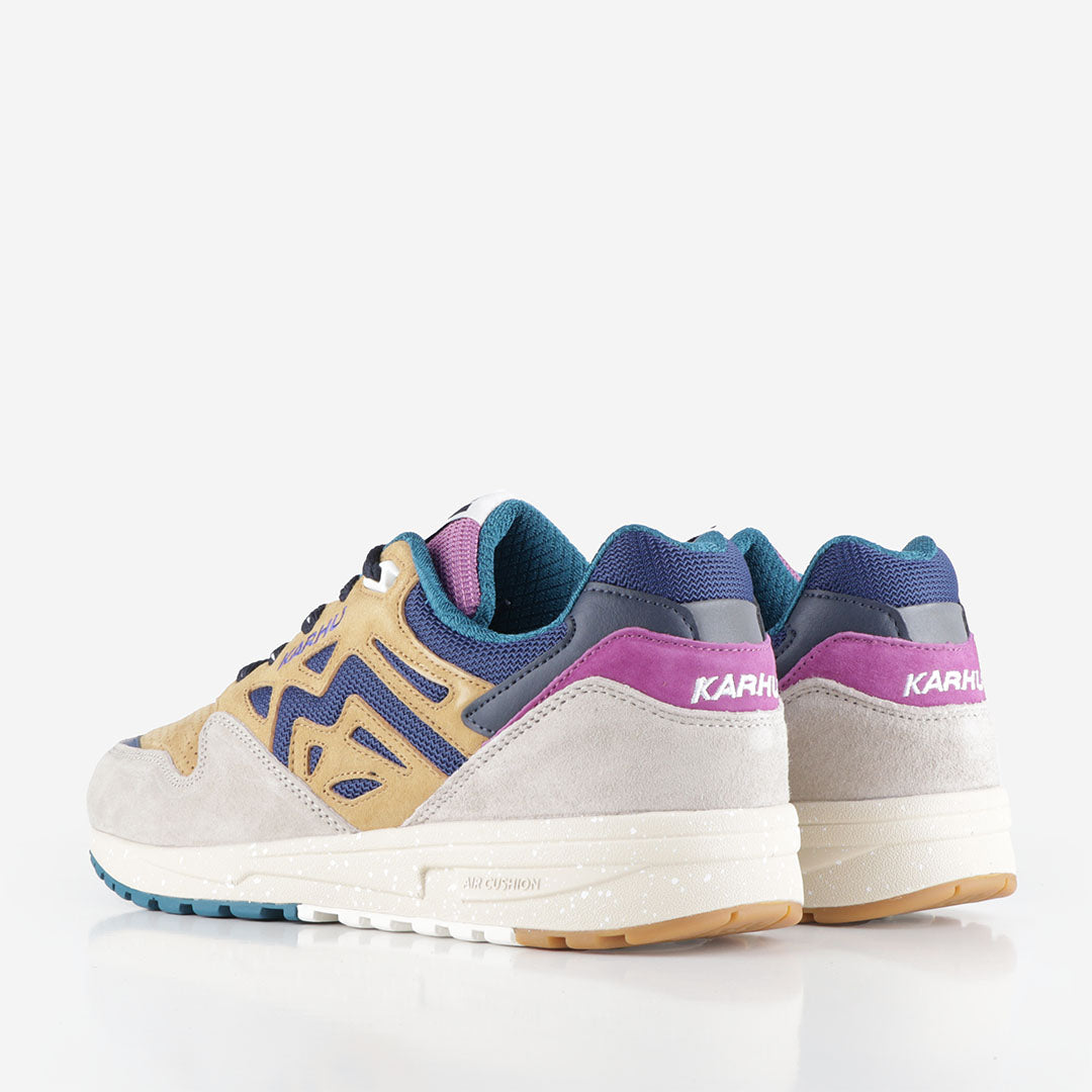 Karhu Legacy 96 'Adventure-Spirited Pack' Shoes, Silver Lining Curry, Detail Shot 3