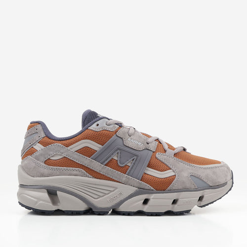 Karhu Super Fulcrum in Grey, side profile