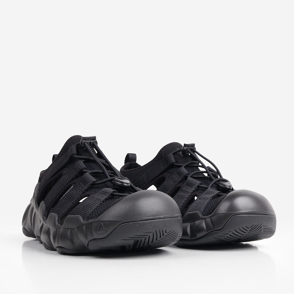 Keen x Snow Peak Hyperport H2 Shoes, SP Triple Black, Detail Shot 2