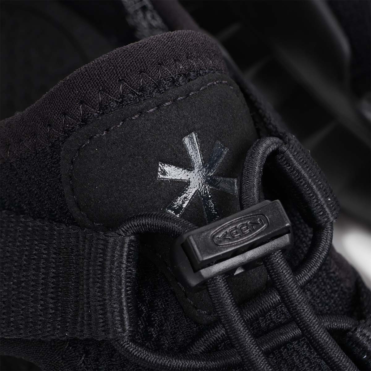 Keen x Snow Peak Hyperport H2 Shoes, SP Triple Black, Detail Shot 5