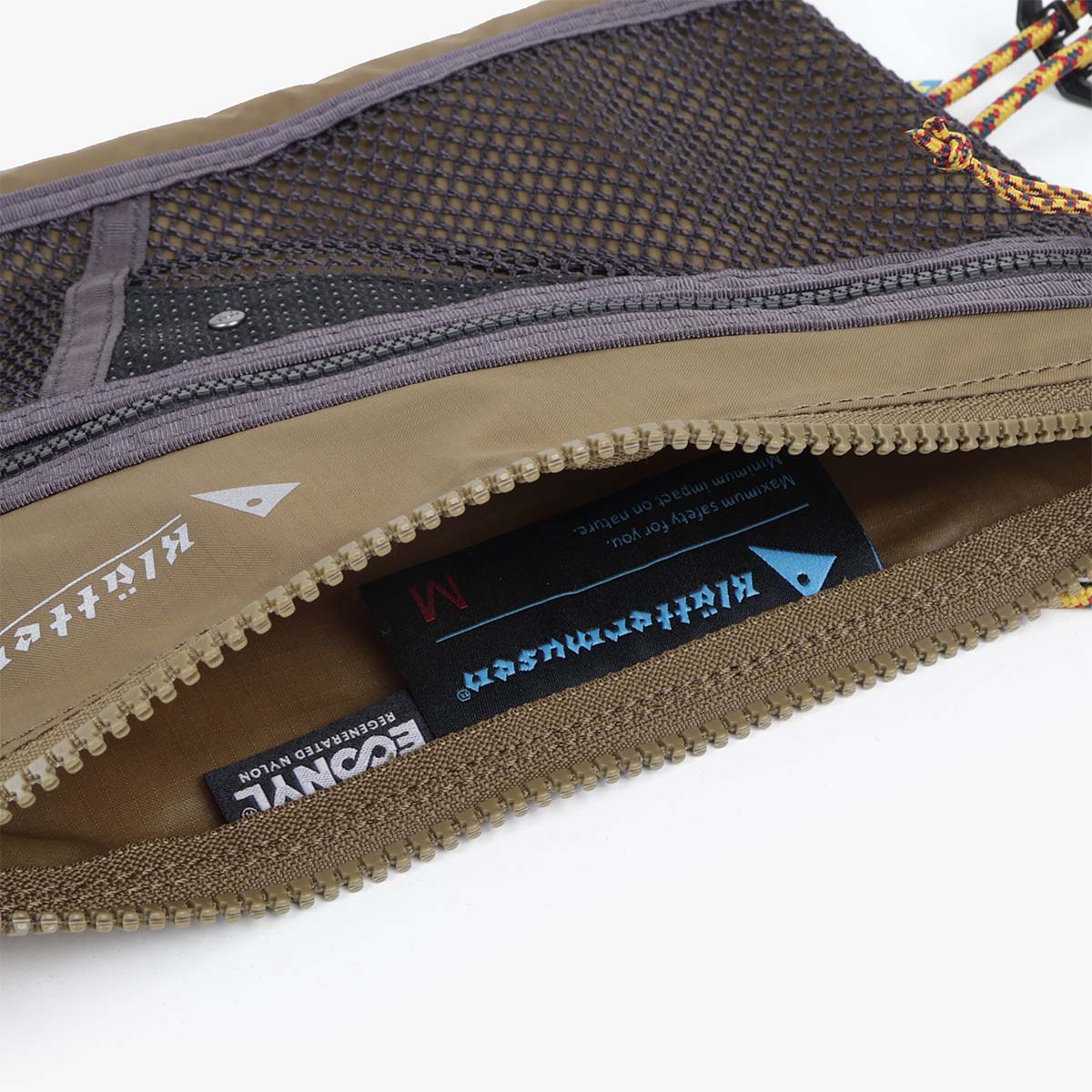 Open zip and interior pocket, olive Algir bag