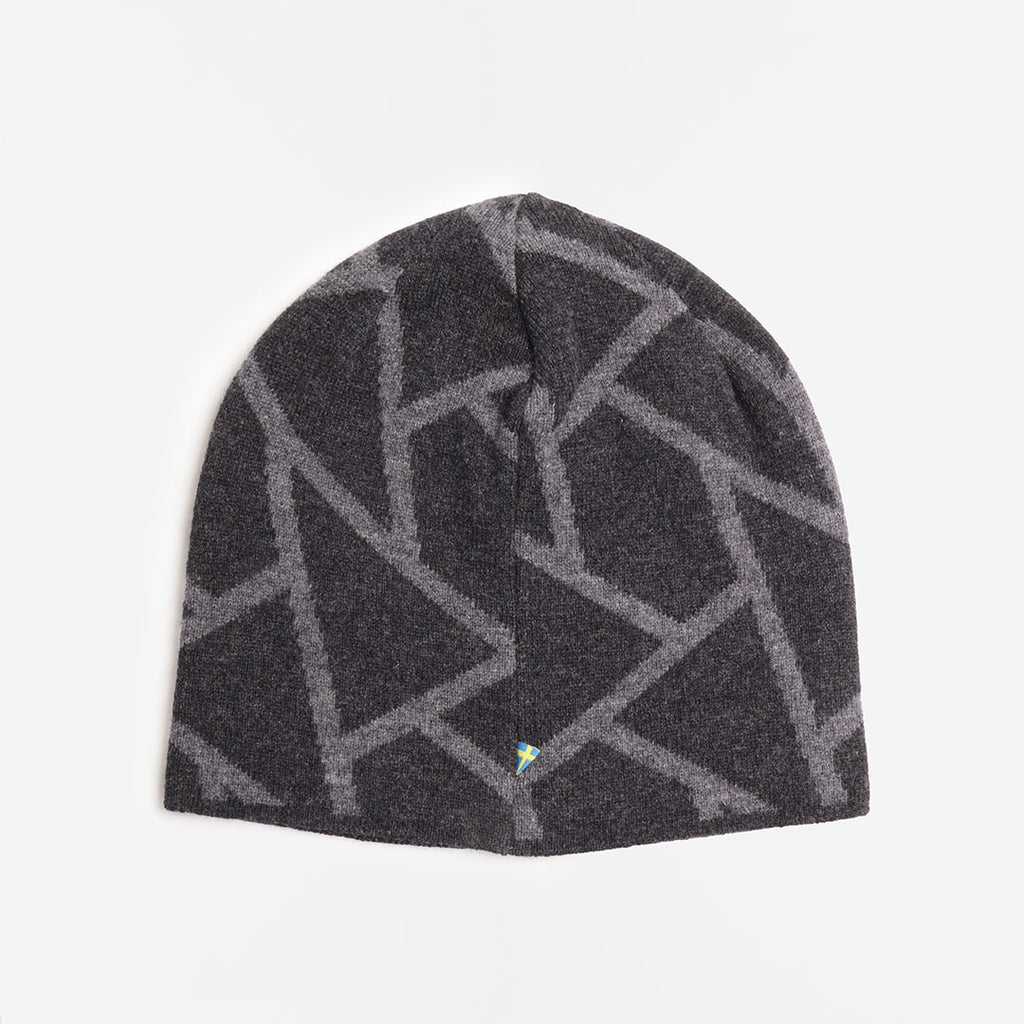 Klattermusen Finn Beanie, Raven, Detail Shot 2