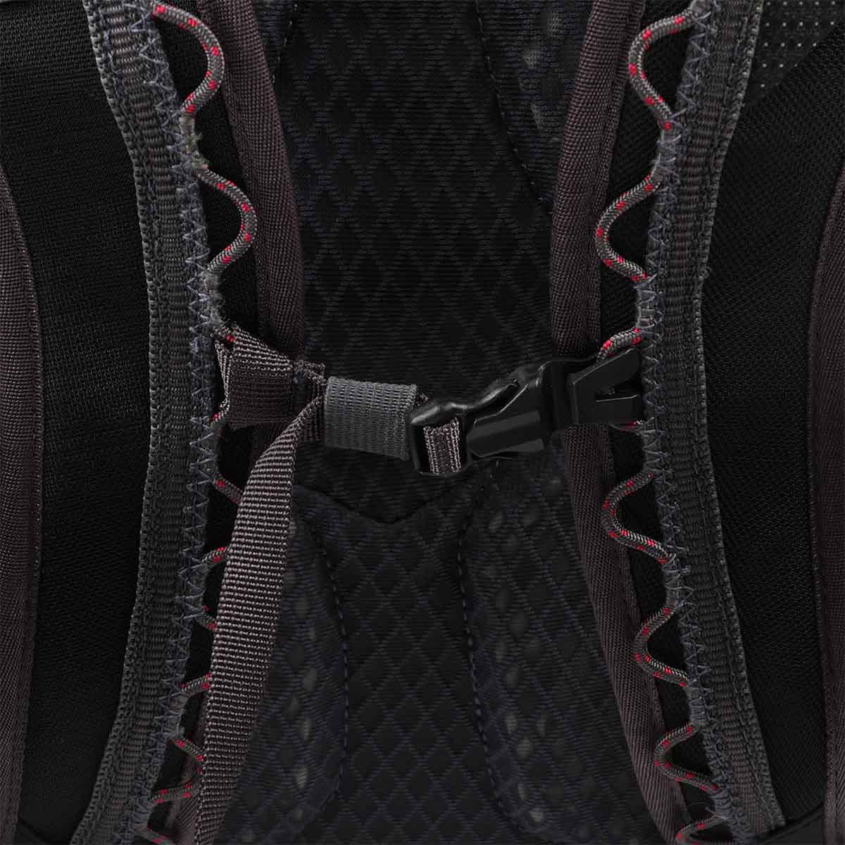 Klattermusen Gilling Backpack 20L, Raven, Detail Shot 7