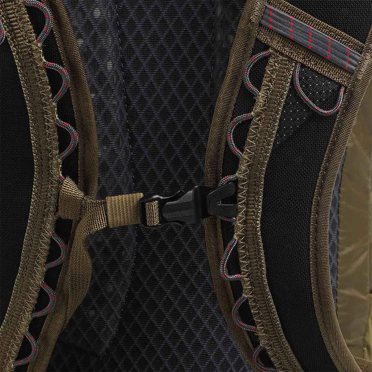 Klattermusen Gilling Backpack 20L, Olive, Detail Shot 3