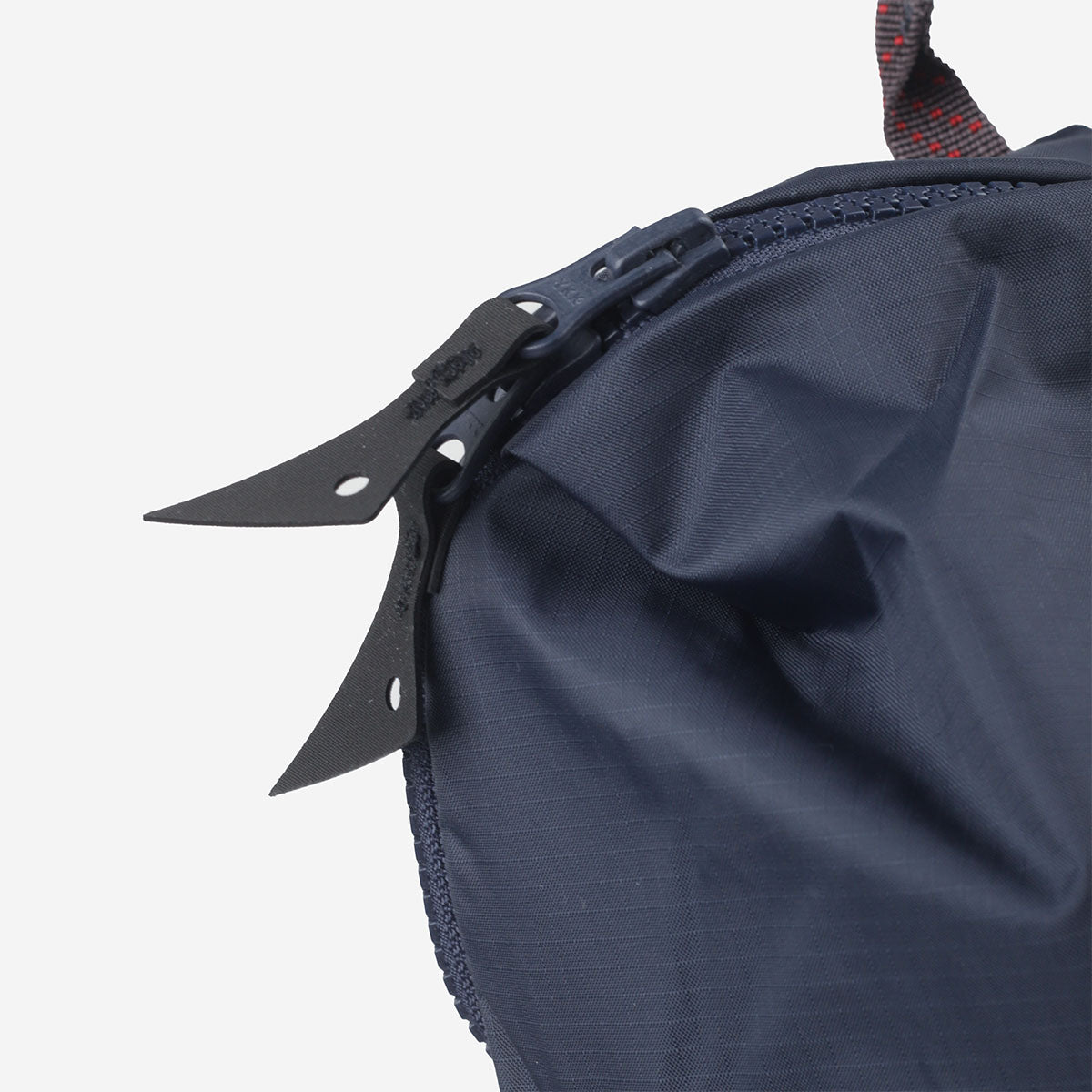 Klattermusen Gjalp Backpack 18L, Indigo Blue, Detail Shot 5
