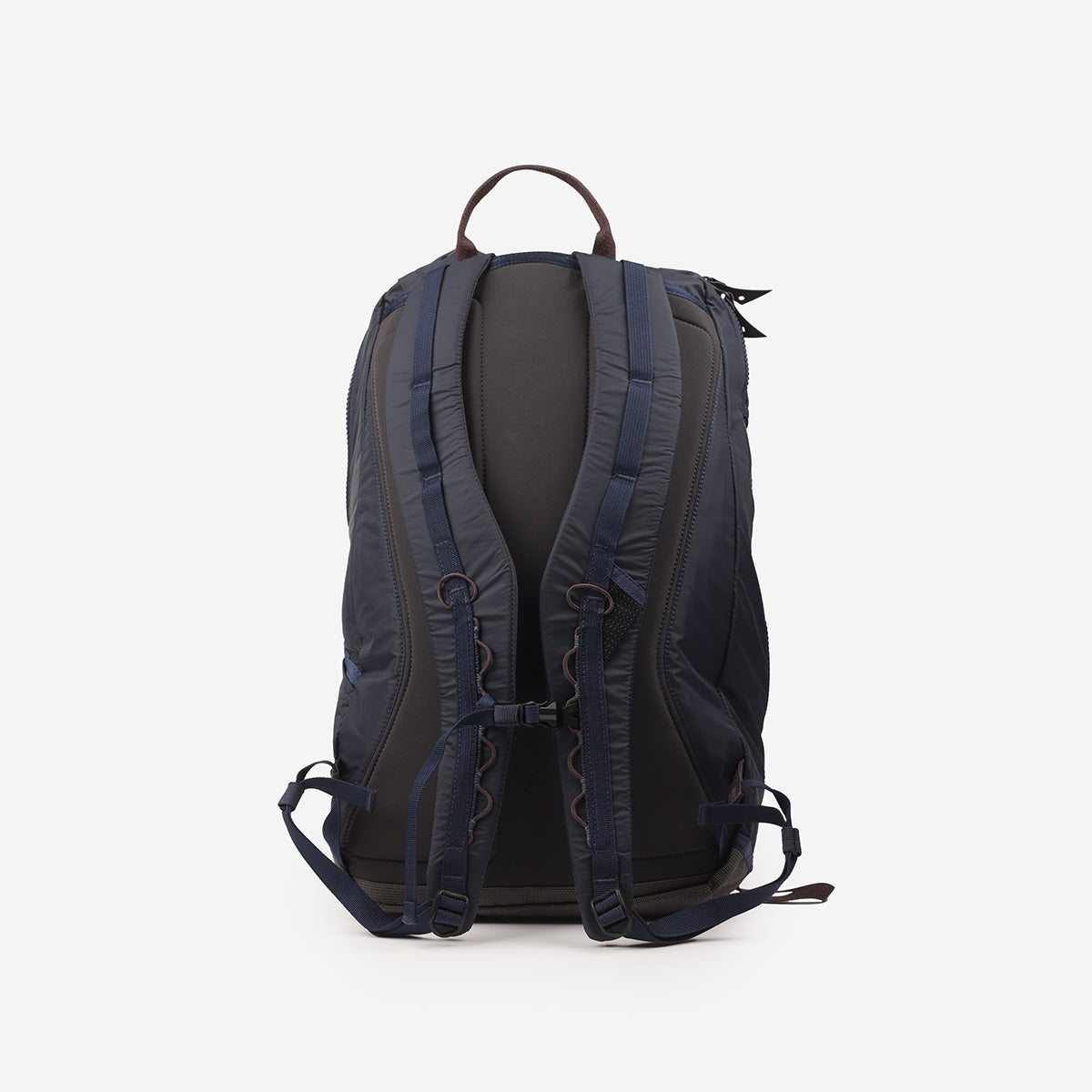 main Klattermusen Gjalp Backpack 18L, Indigo Blue, Detail Shot 2