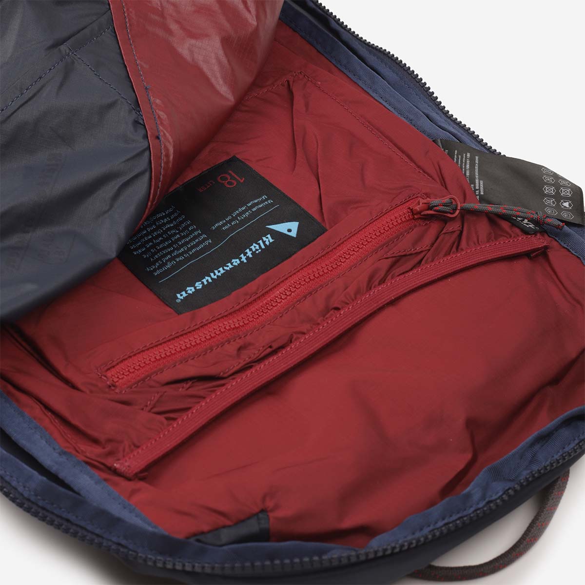Klattermusen Gjalp Backpack 18L, Indigo Blue, Detail Shot 6