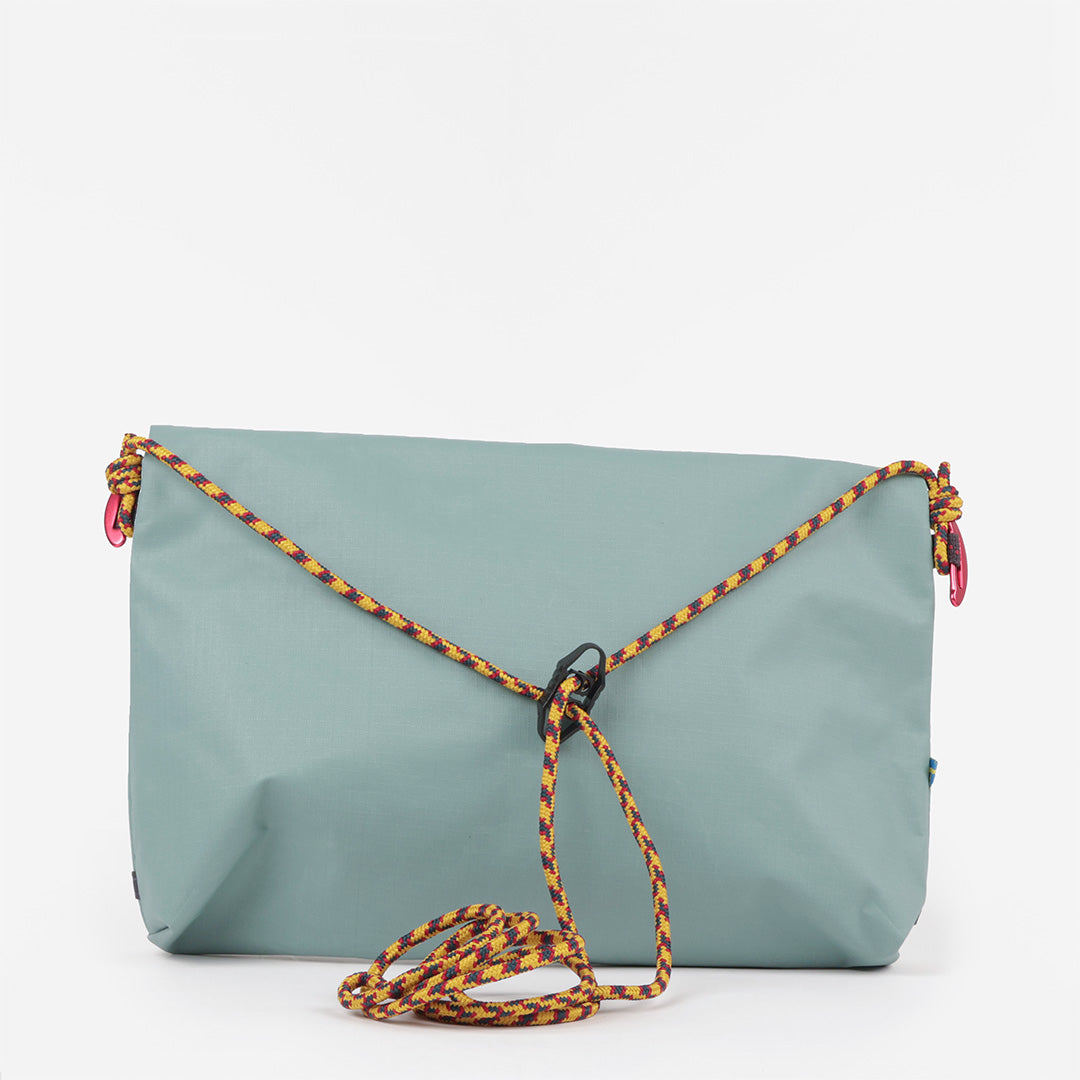 Klattermusen Hrid WP Accessory Bag 3L, Jade Green, Detail Shot 2