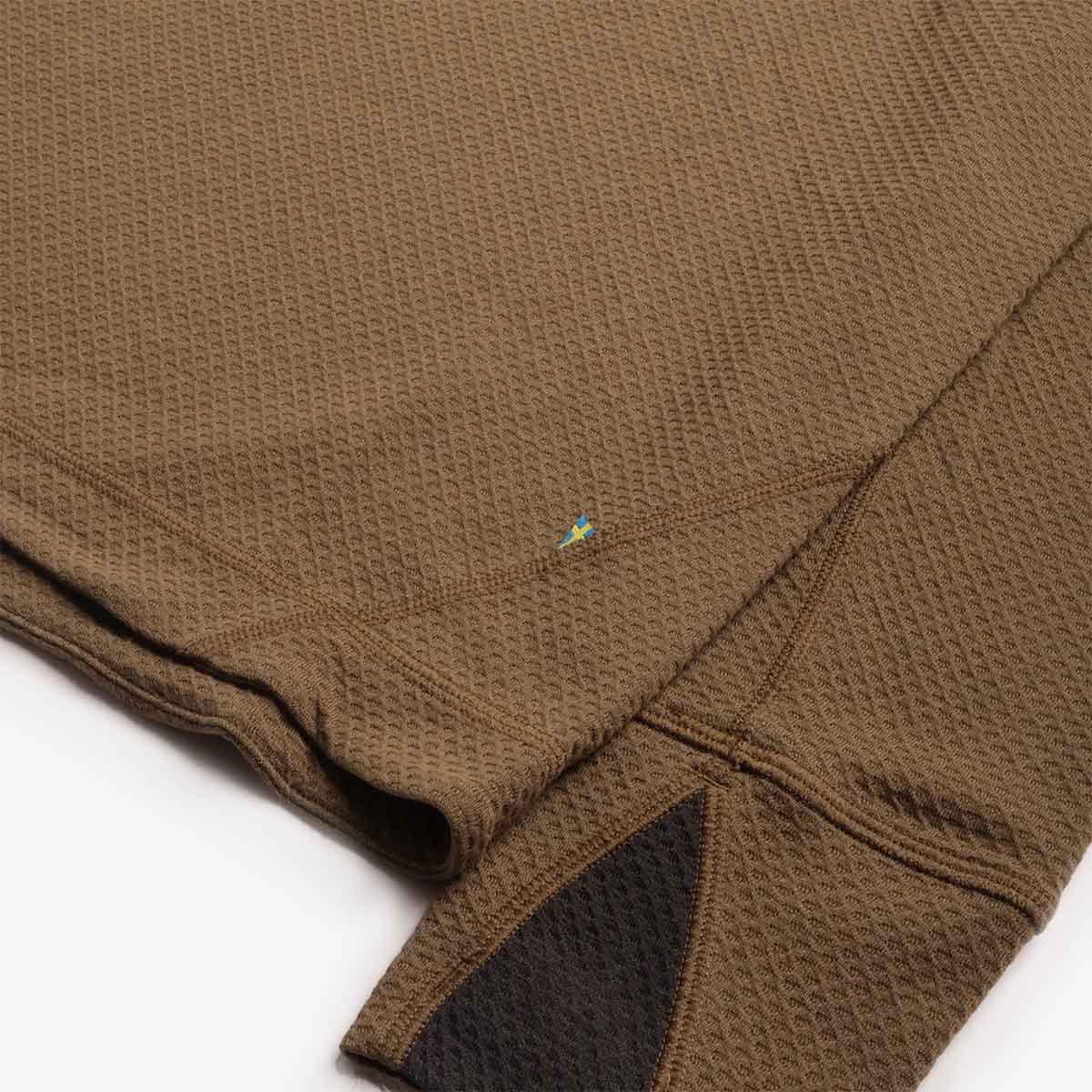 main Klattermusen Huge Half Zip Sweater, Olive, Detail Shot 2