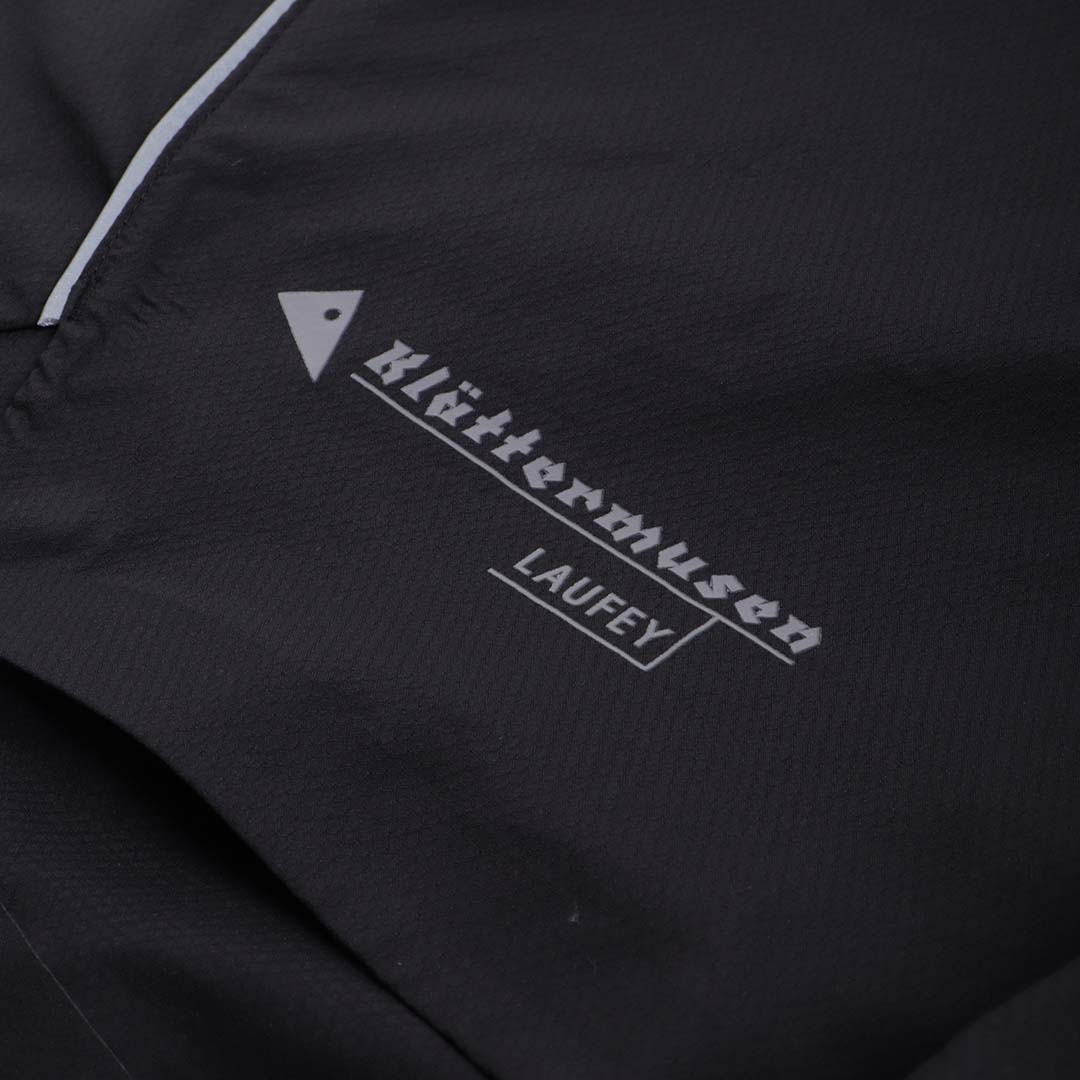 Klattermusen Laufey Shorts, Black, Detail Shot 2