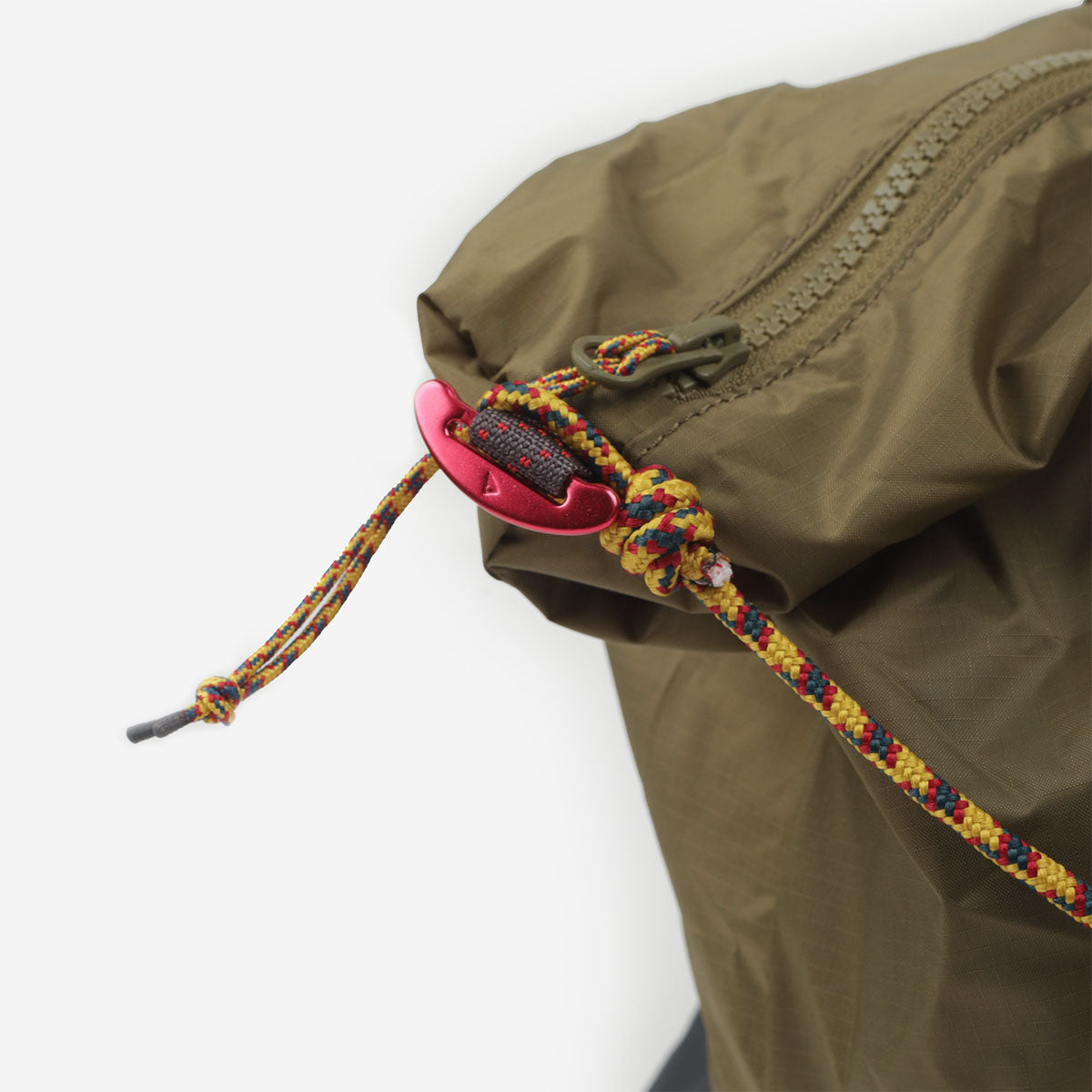 main Klattermusen Mimer Dufflebag 40L, Olive, Detail Shot 6