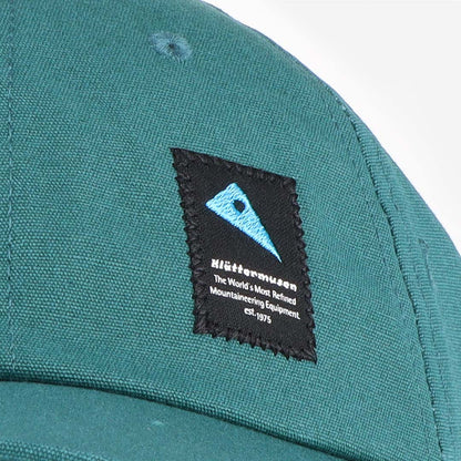 Klattermusen Runa Maker Cap, Emerald Green, Detail Shot 2
