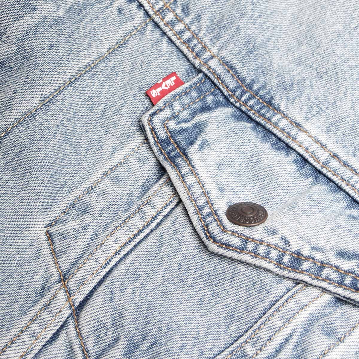 Levi's Relaxed Fit Sherpa Trucker Jacket, Kentucky Blue Sherpa, Detail Shot 3
