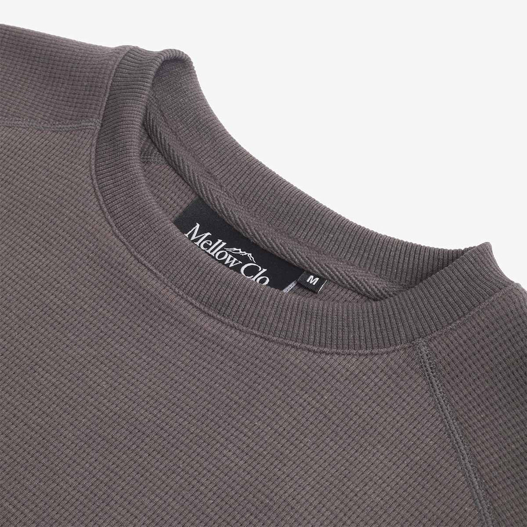 Ribbed crew neck and Mellow Clo label, grey waffle knit