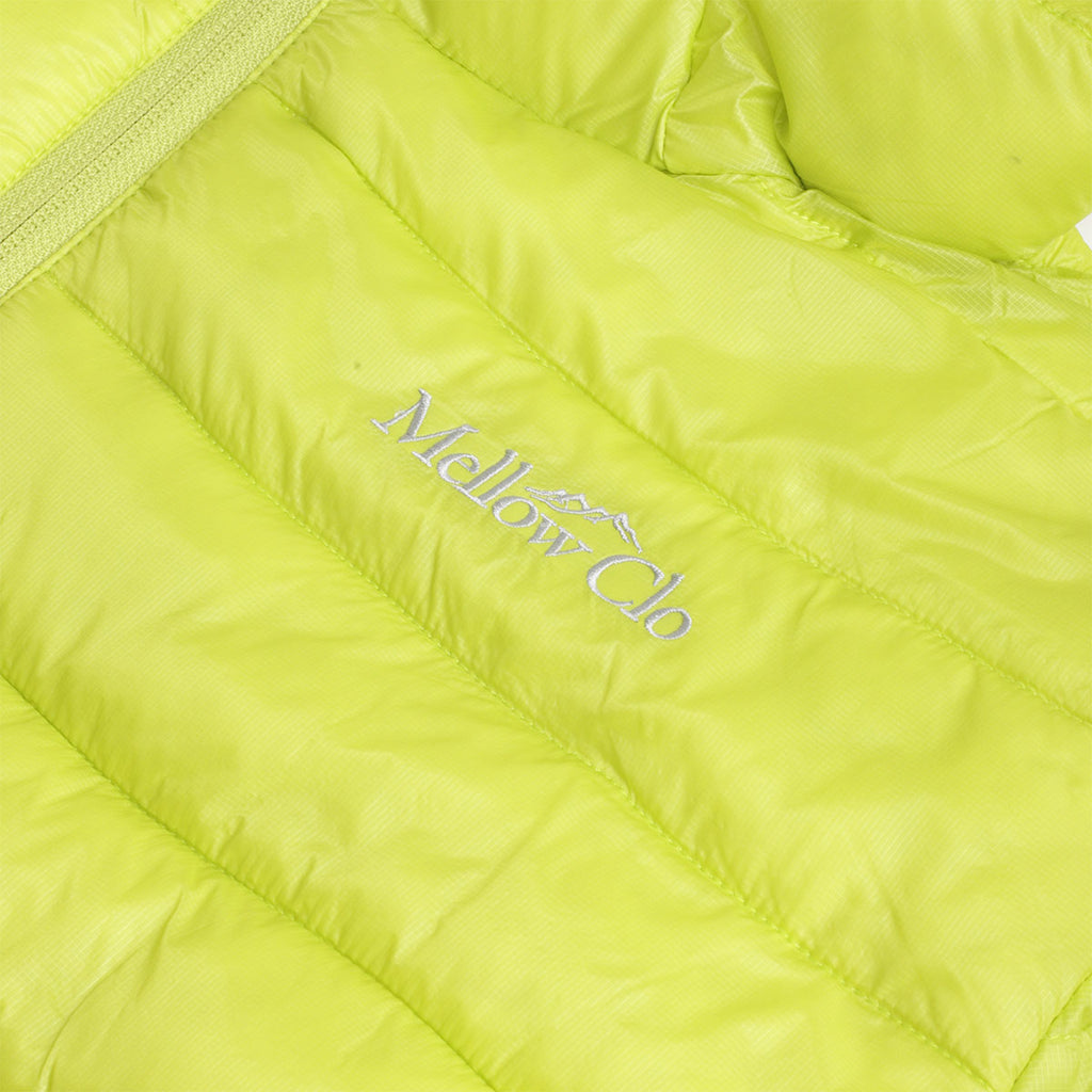 Tonal Mellow Clo chest embroidery, lime lightweight puffer