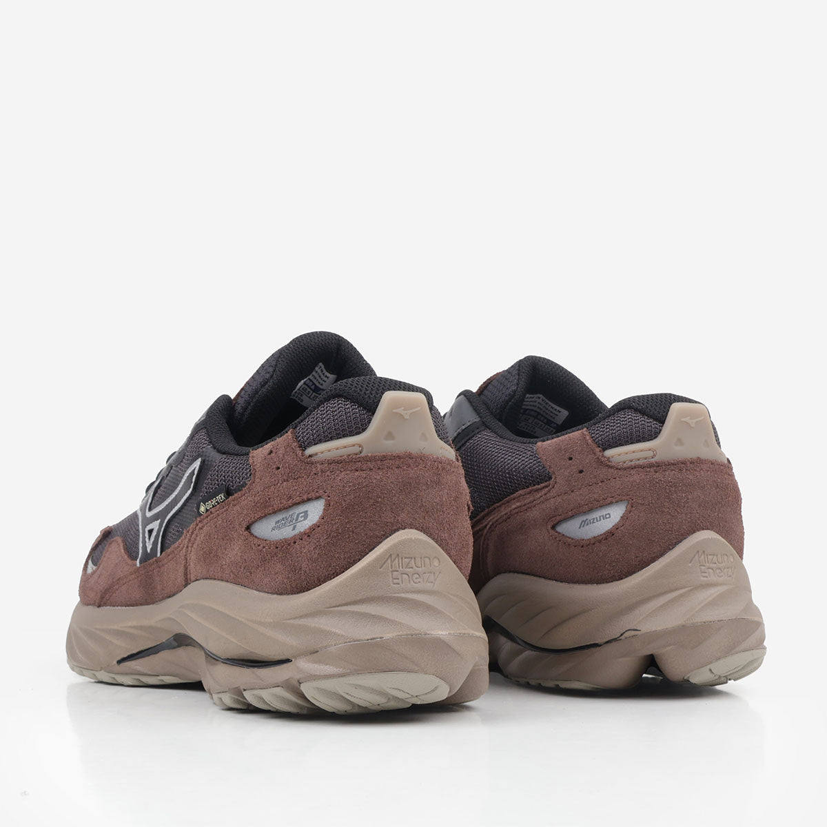 main Mizuno Wave Rider β GTX Shoes, Black Sand Black Chicory Coffee, Detail Shot 3