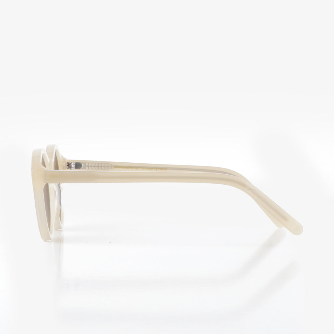 Monokel Eyewear Barstow Sunglasses, Sand, Grey Solid Lens, Detail Shot 2