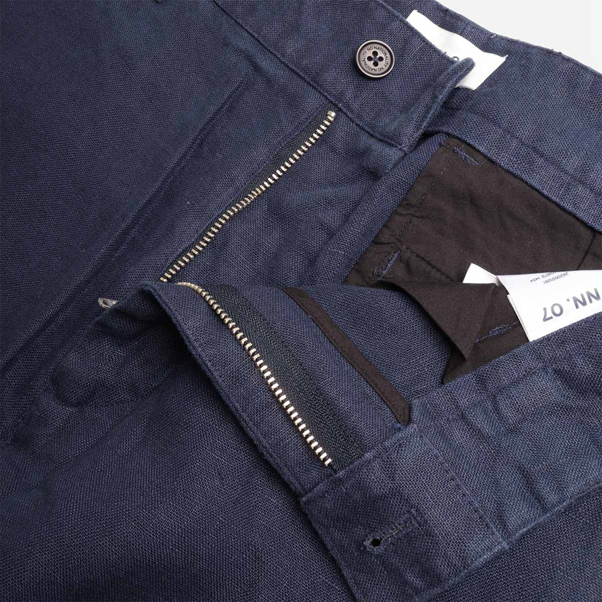 NN.07 Aden Linen Shorts, Navy Blue, Detail Shot 4