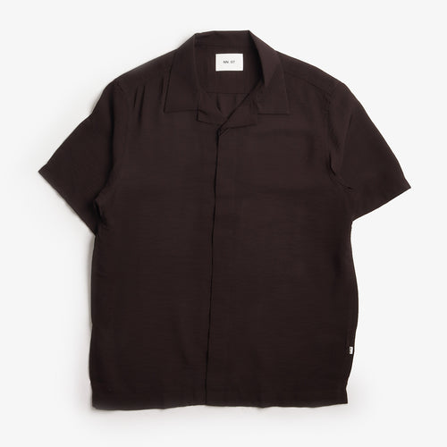 NN.07 Hank Open Collar Shirt, Dusky Port, Detail Shot 1