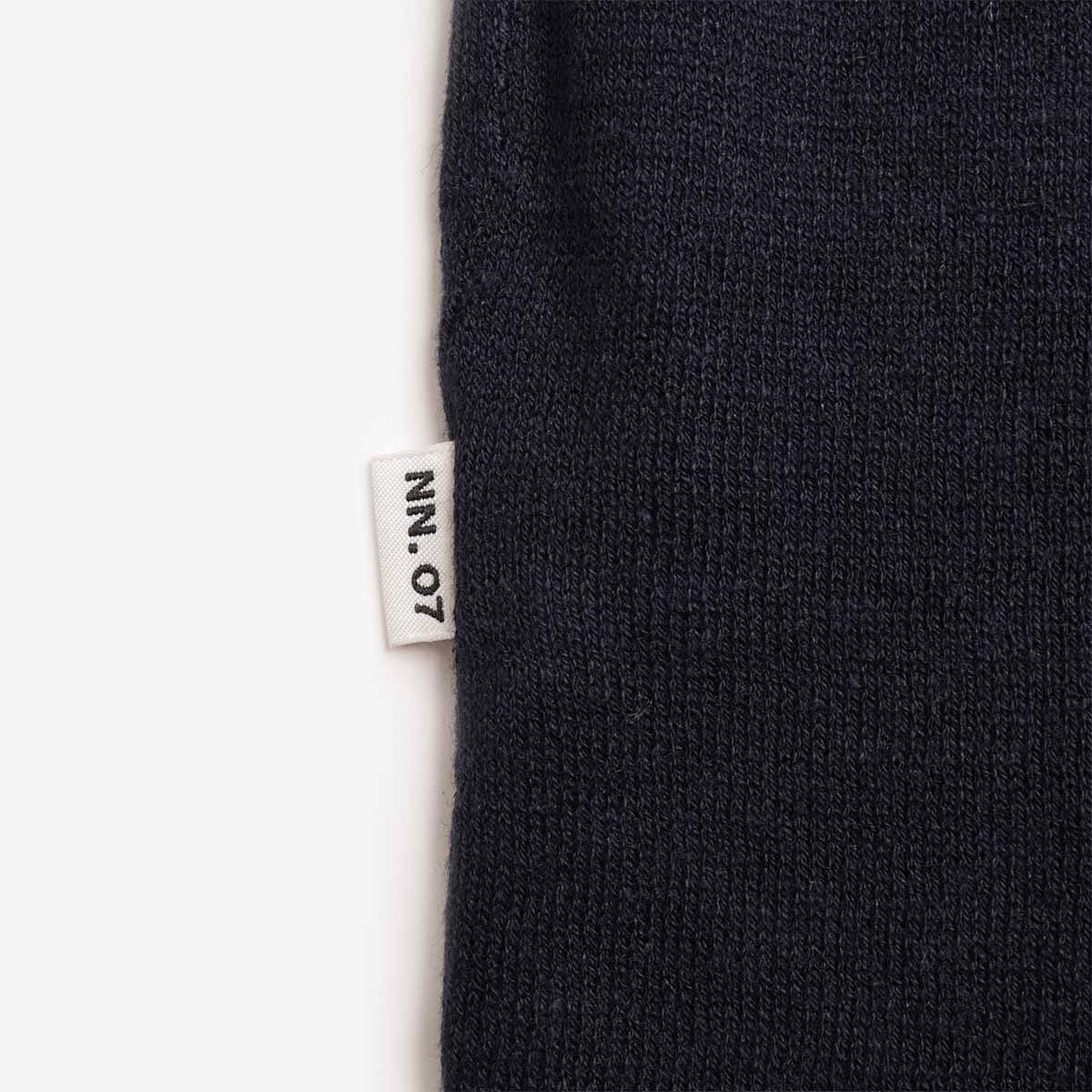 NN.07 Ryan Knitted Linen Blend Polo Shirt, Navy Blue, Detail Shot 4