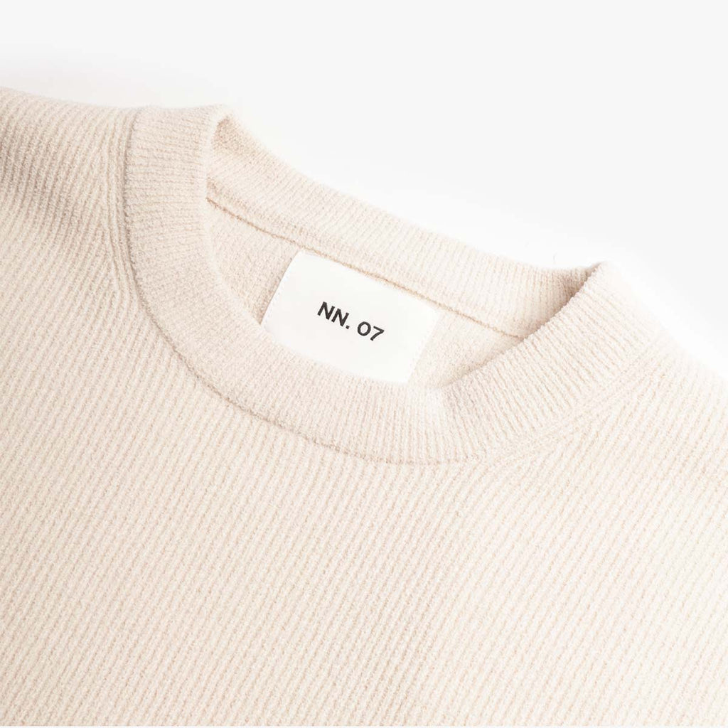 NN.07 Danny Lightweight Sweatshirt, Ivory, Detail Shot 2