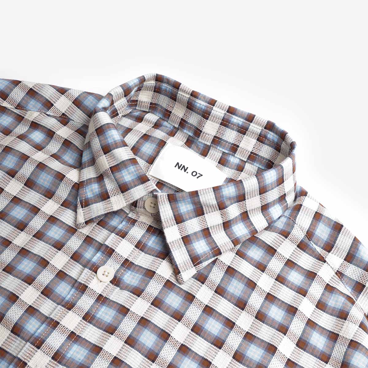 NN.07 Deon Leno Weave Shirt, Blue Check, Detail Shot 2