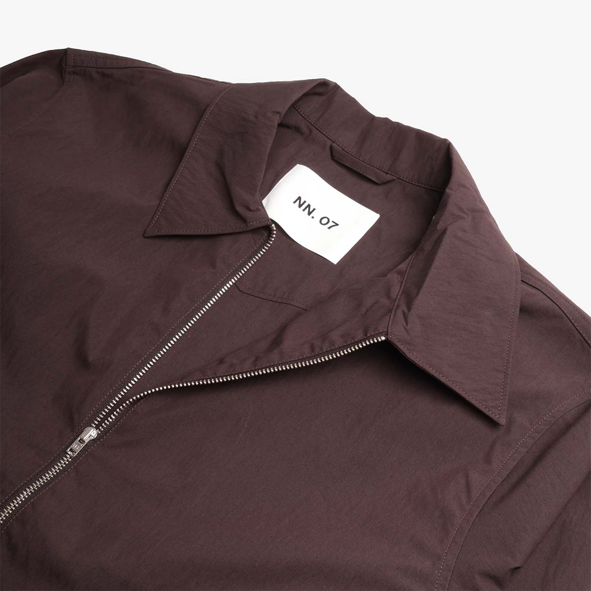 NN.07 Virgil Poplin Hybrid Zip Jacket - Deep Truffle – Urban Industry