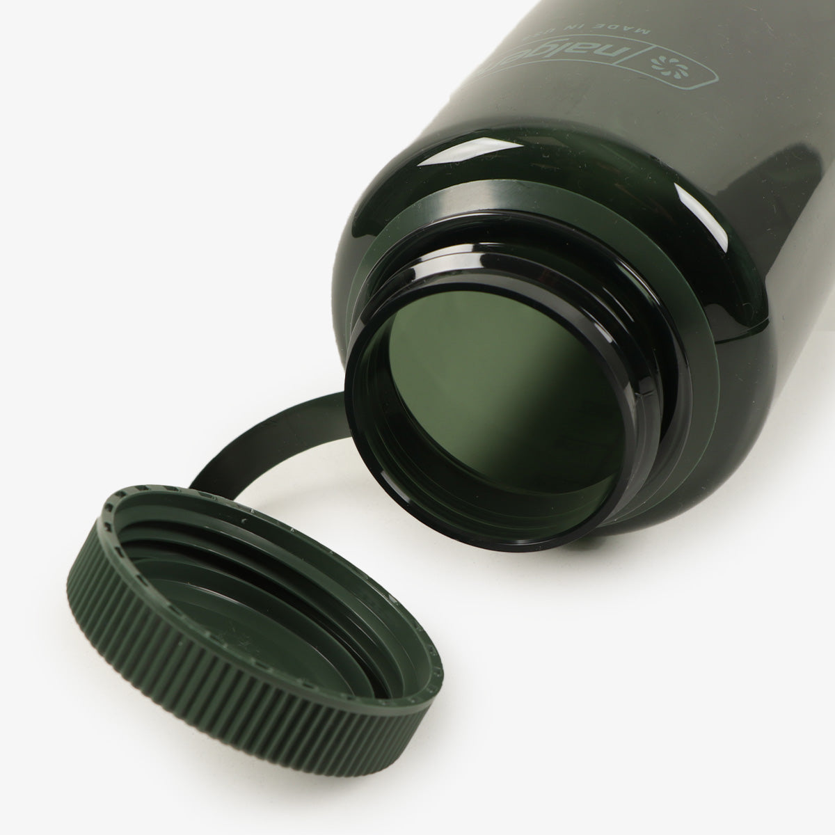 main Nalgene Wide Mouth 1 Litre Tritan Sustain Water Bottle, Jade, Detail Shot 3