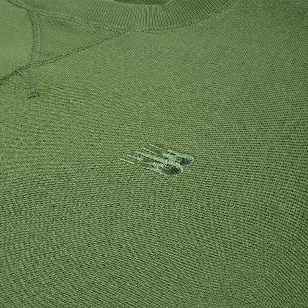 New Balance Athletics French Terry Crew Sweatshirt, Dark Alpine Green, Detail Shot 2