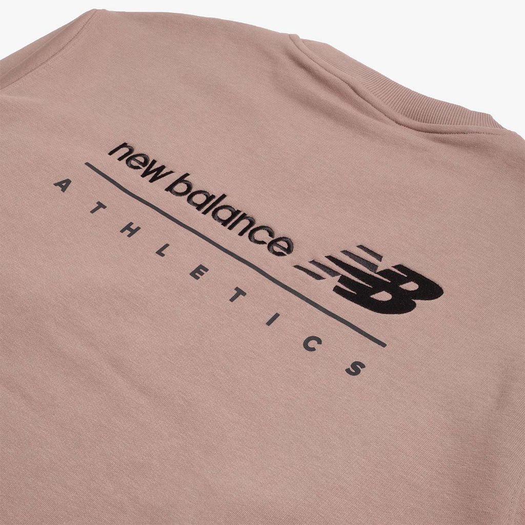 New Balance Linear Graphic Fleece Crew Sweatshirt, Earth Shadow, Detail Shot 4